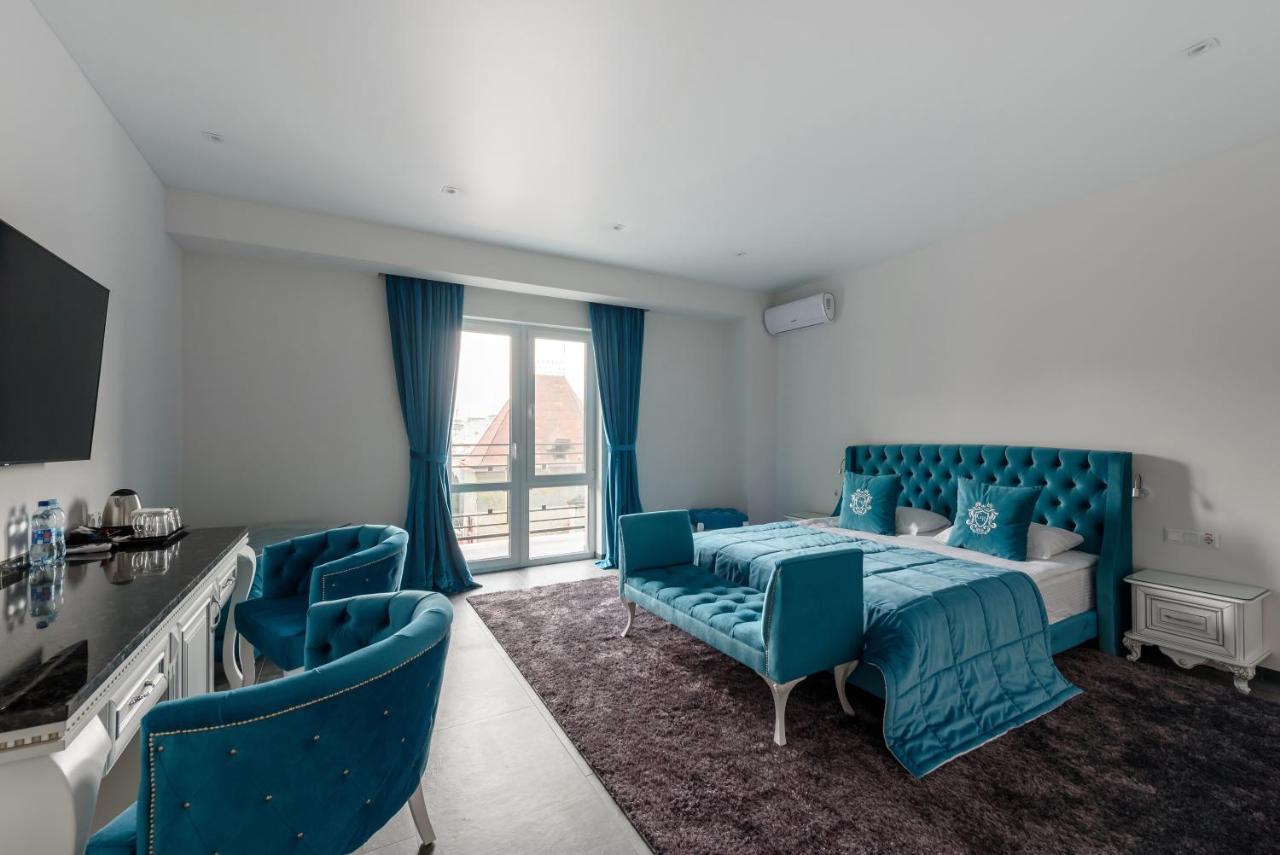 Hotel Grand Royal Chernivtsi Exterior foto